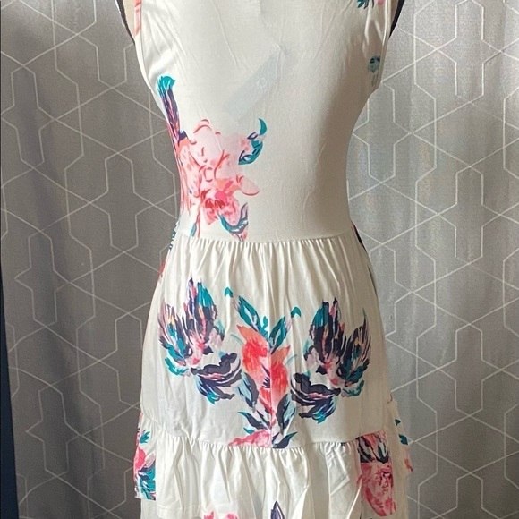 NWT-OUGES-WHITE FLORAL TANK DRESS-SIZE SMALL - Picture 11 of 13